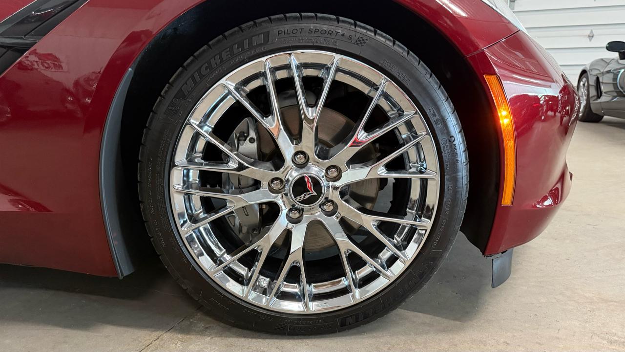 Chevrolet Corvette 2dr Stingray Cpe w/2LT 2016
