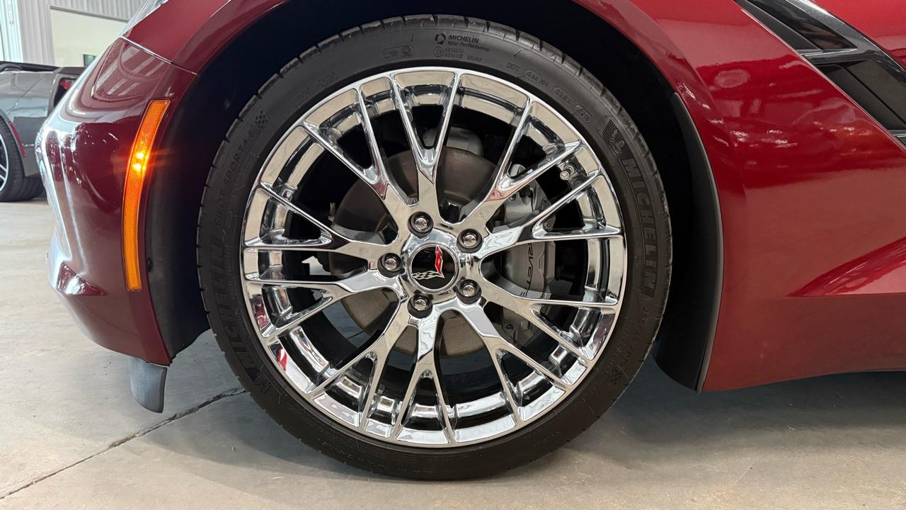 Chevrolet Corvette 2dr Stingray Cpe w/2LT 2016