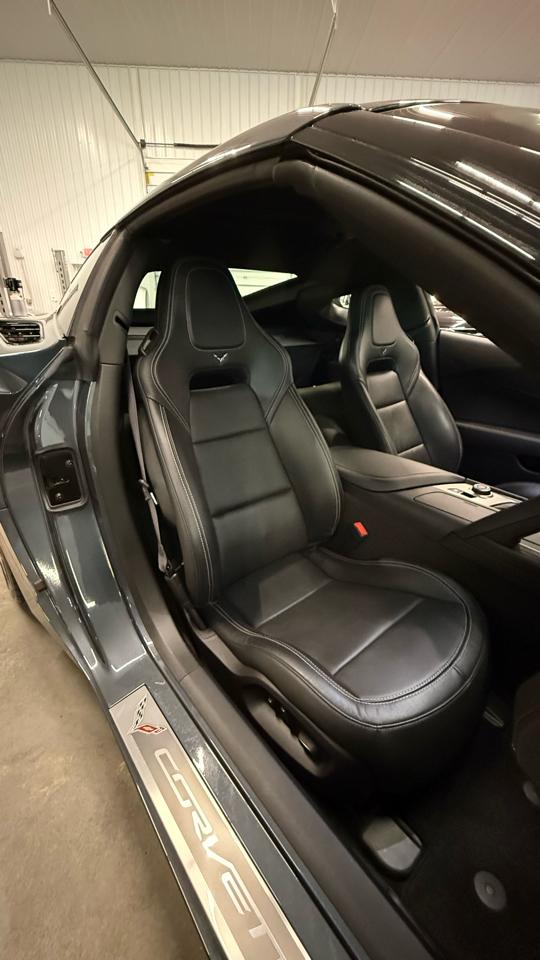 Chevrolet Corvette Stingray 2dr Cpe w/2LT 2014