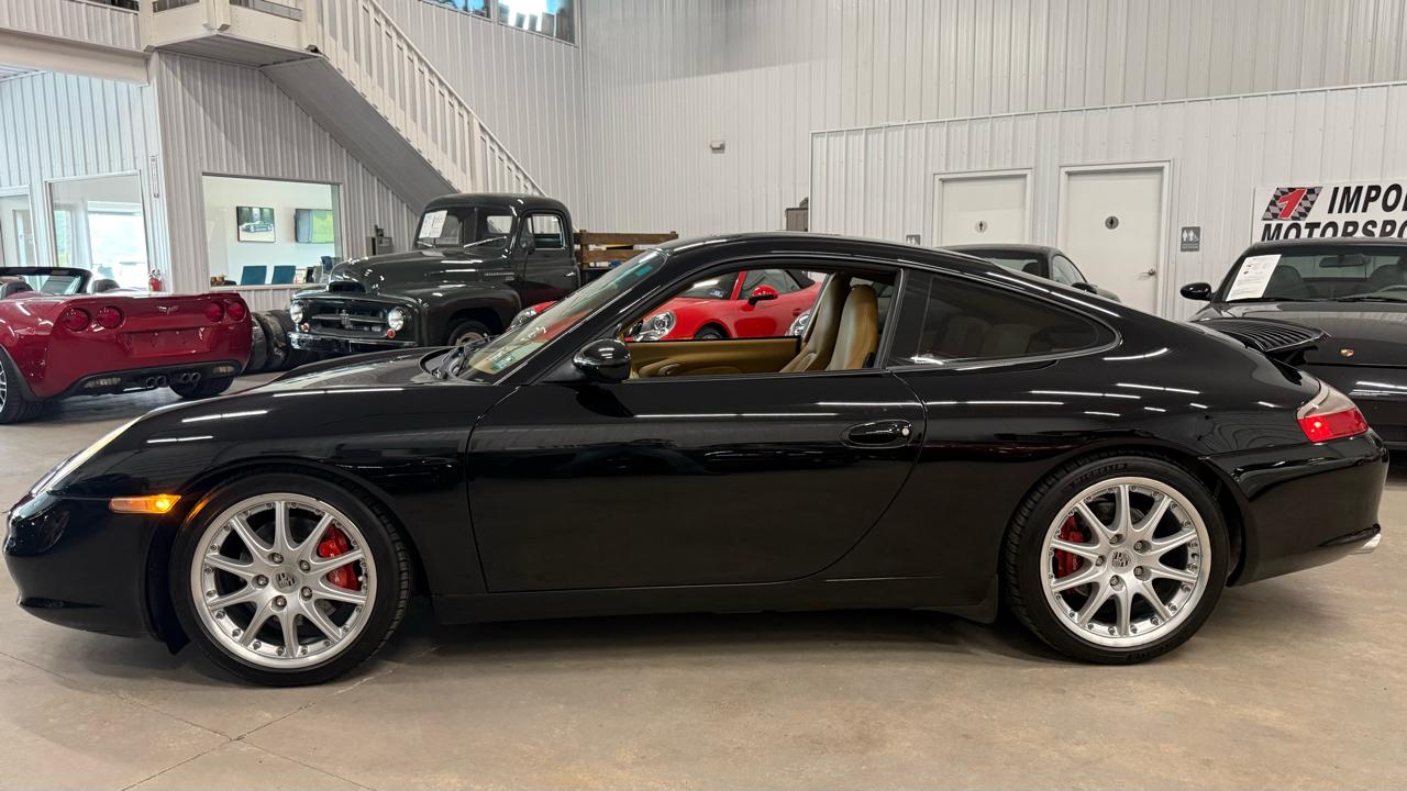 Porsche 911 Carrera  2003