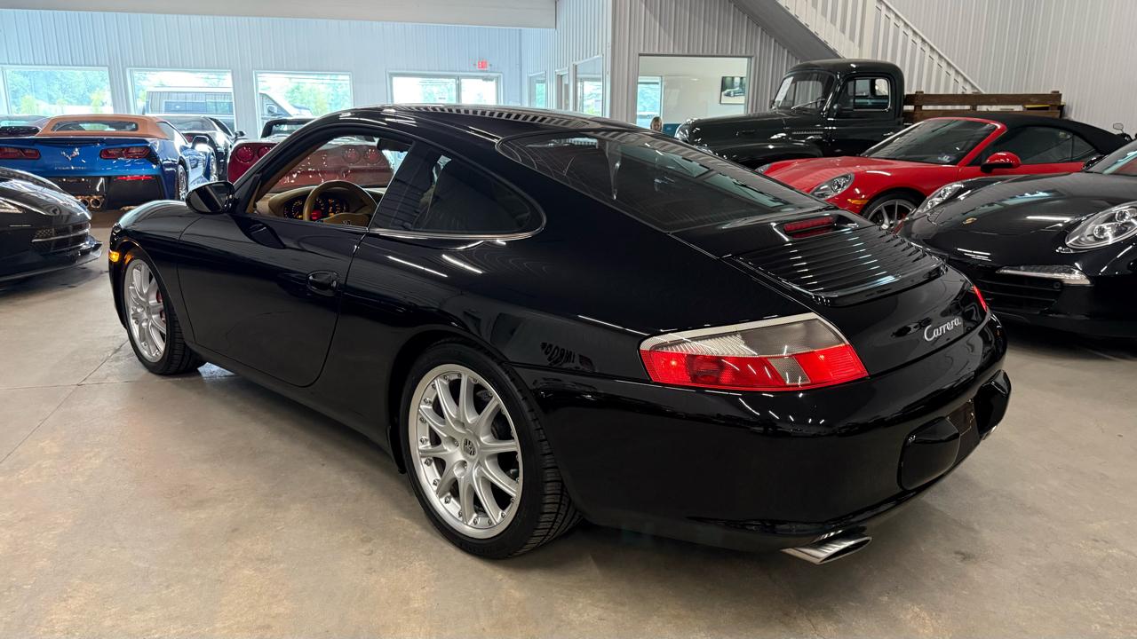 Porsche 911 Carrera  2003