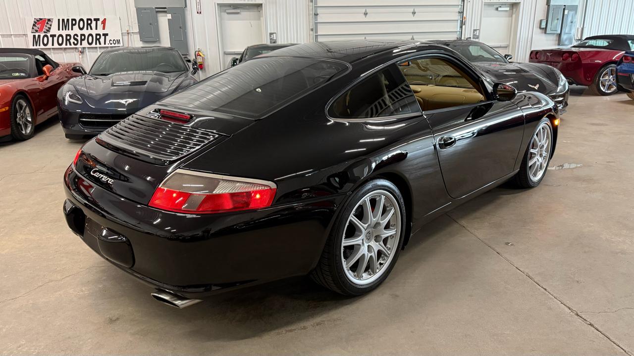 Porsche 911 Carrera  2003