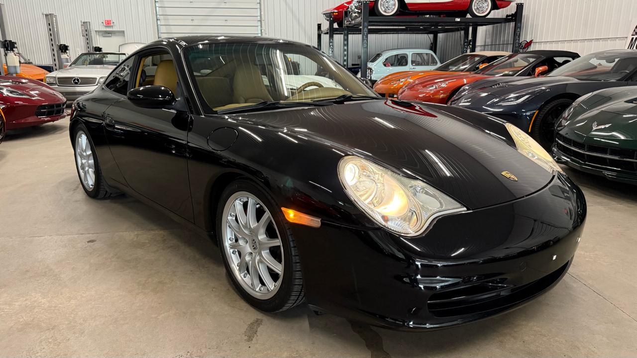 Porsche 911 Carrera  2003