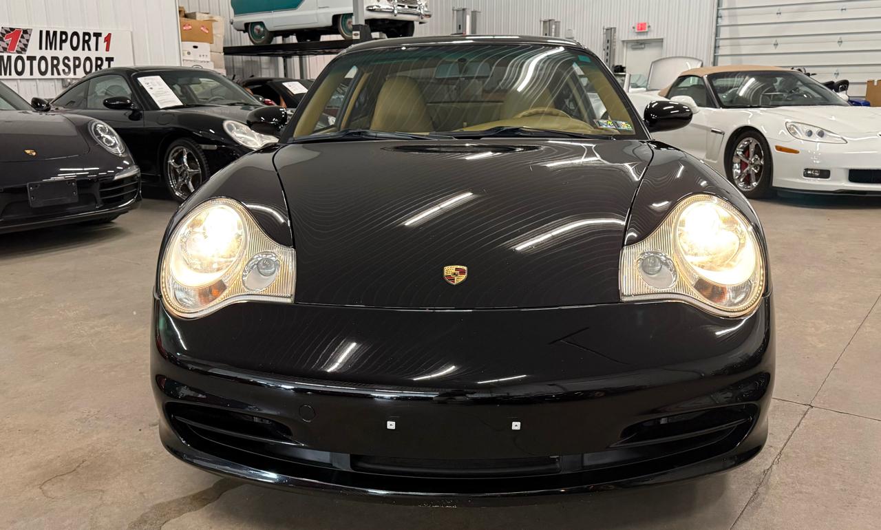 Porsche 911 Carrera  2003