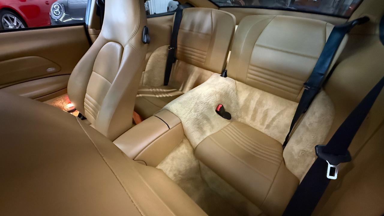 Porsche 911 Carrera  2003