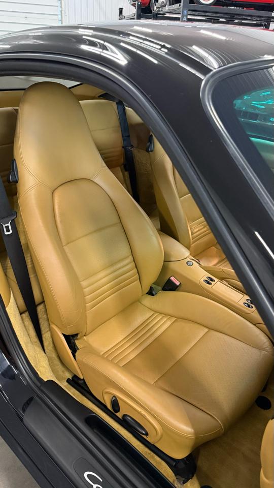 Porsche 911 Carrera  2003