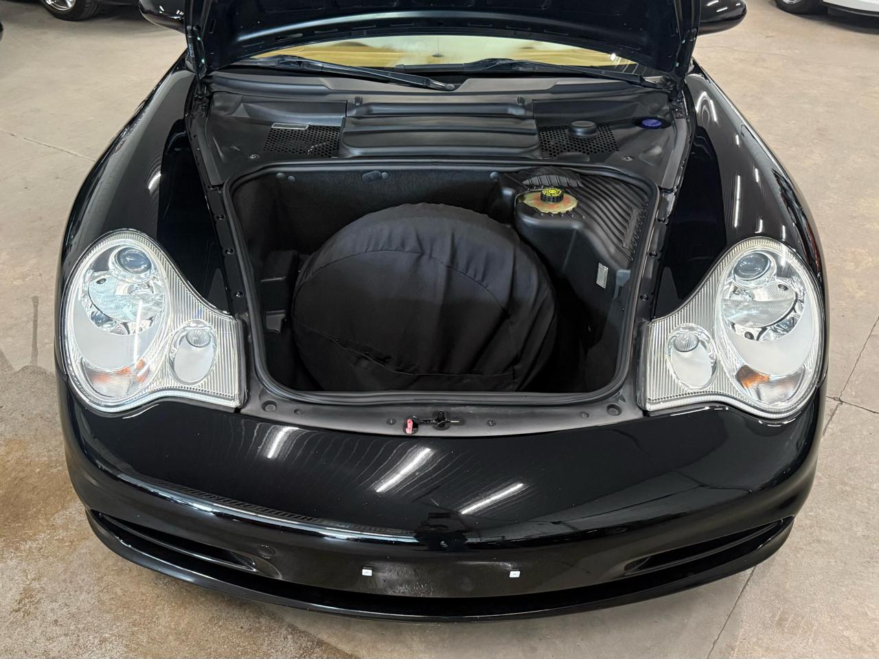 Porsche 911 Carrera  2003