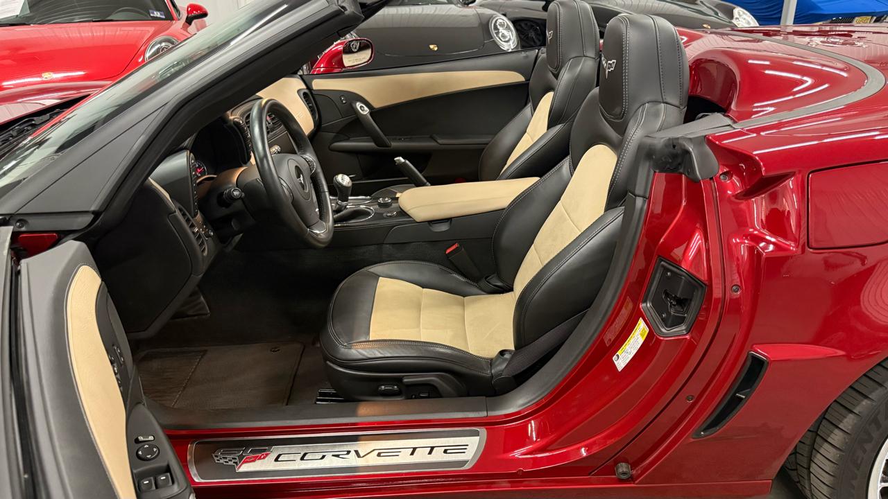 Chevrolet Corvette 2dr Conv 427 w/1SC 2013