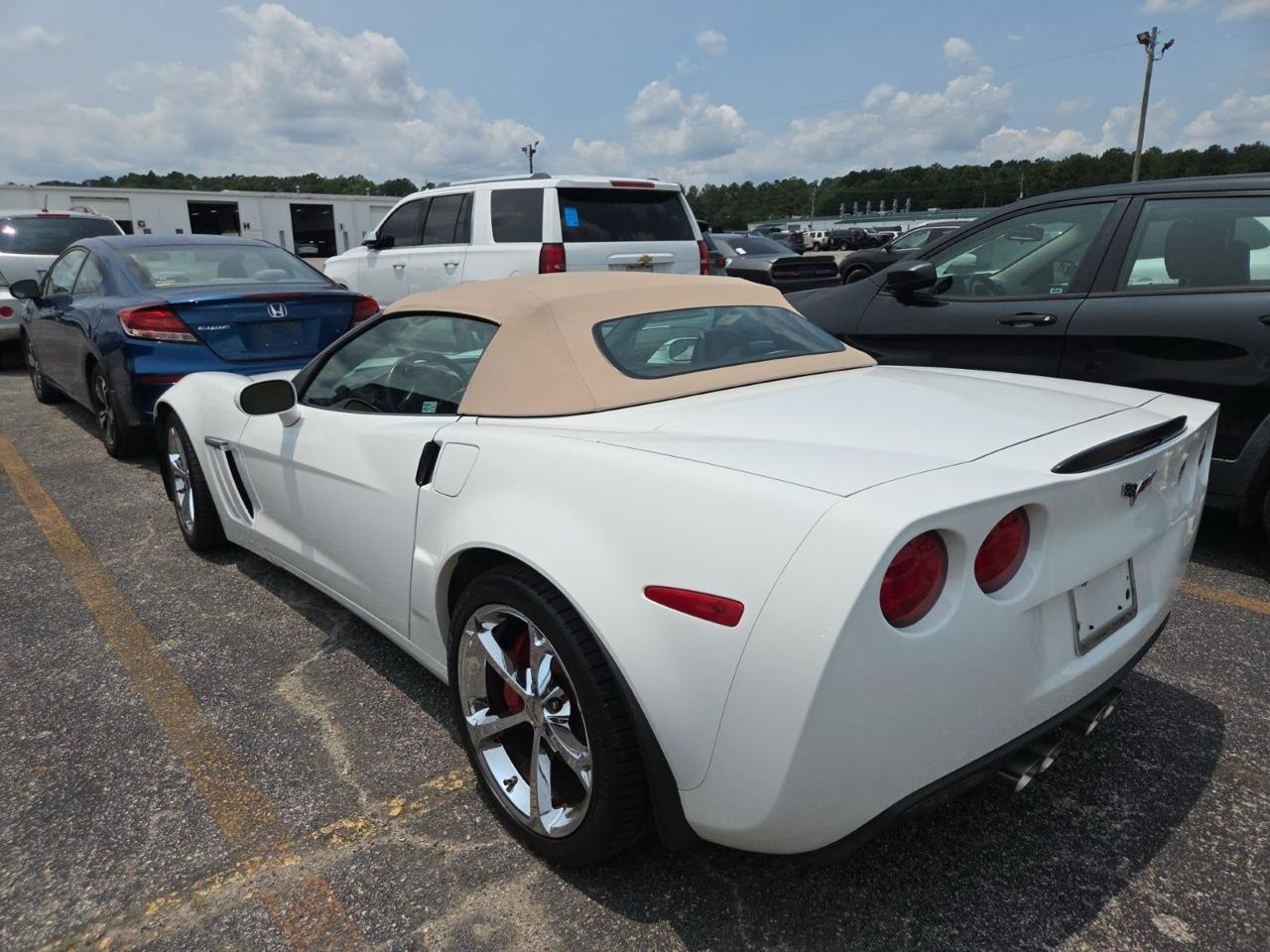 Chevrolet Corvette 2dr Conv Z16 Grand Sport w/2LT 2012