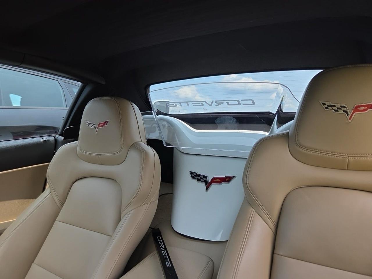 Chevrolet Corvette 2dr Conv Z16 Grand Sport w/2LT 2012