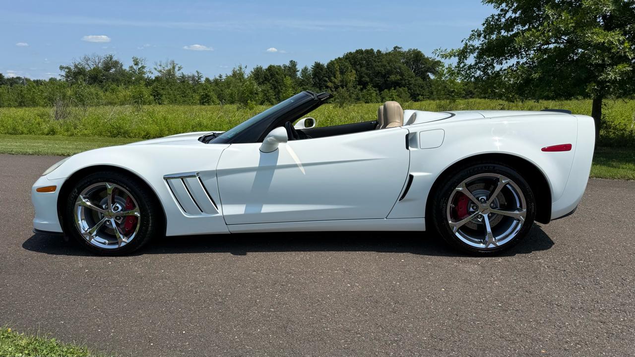 Chevrolet Corvette 2dr Conv Z16 Grand Sport w/2LT 2012