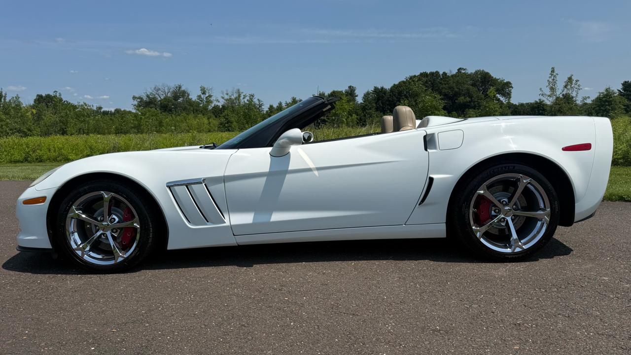 Chevrolet Corvette 2dr Conv Z16 Grand Sport w/2LT 2012