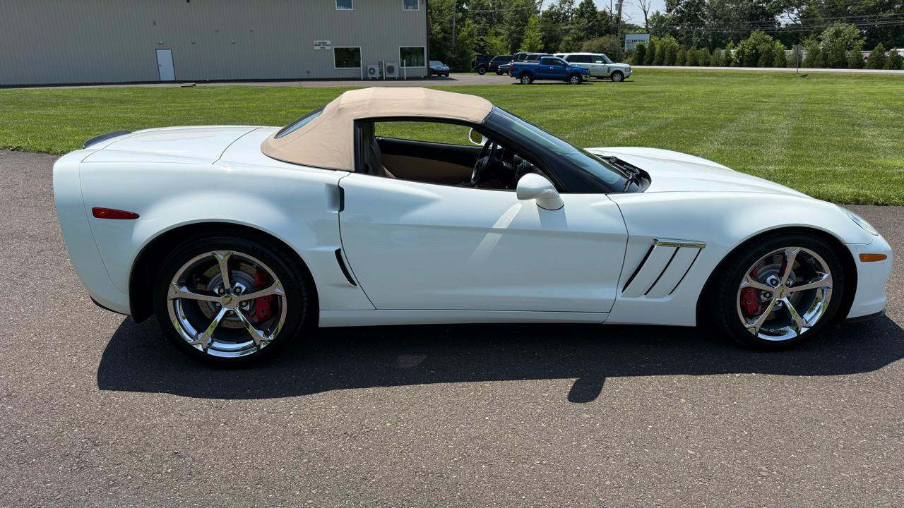 Chevrolet Corvette 2dr Conv Z16 Grand Sport w/2LT 2012