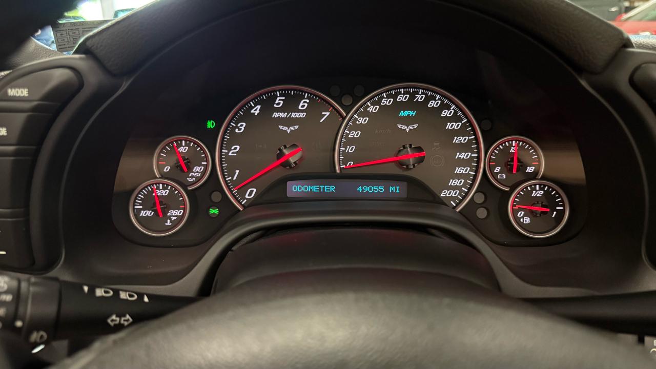 Chevrolet Corvette 2dr Conv Z16 Grand Sport w/2LT 2012