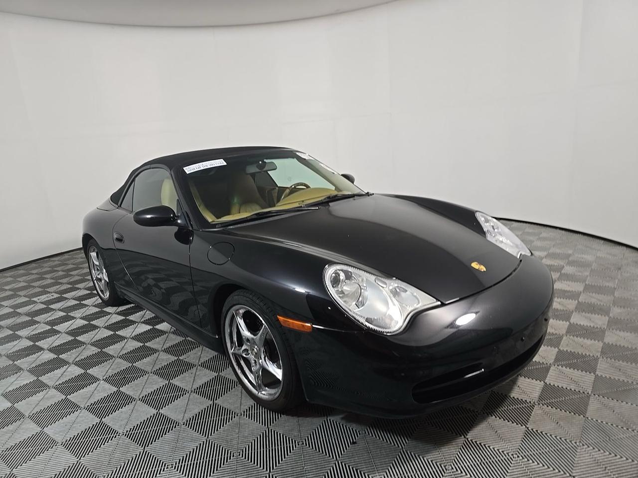 Porsche 911 Carrera 2dr Carrera Cabriolet Tiptronic 2003