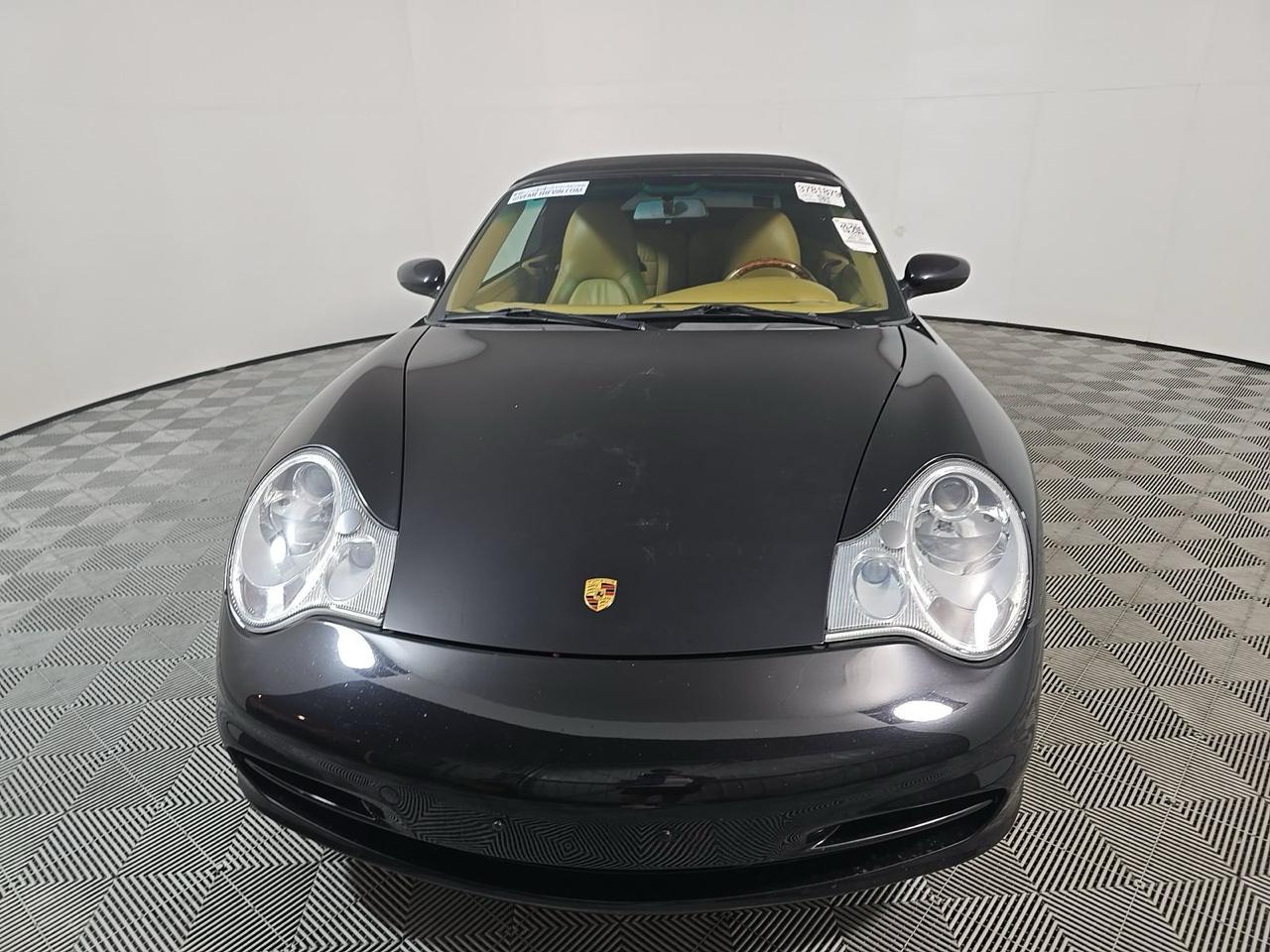 Porsche 911 Carrera 2dr Carrera Cabriolet Tiptronic 2003
