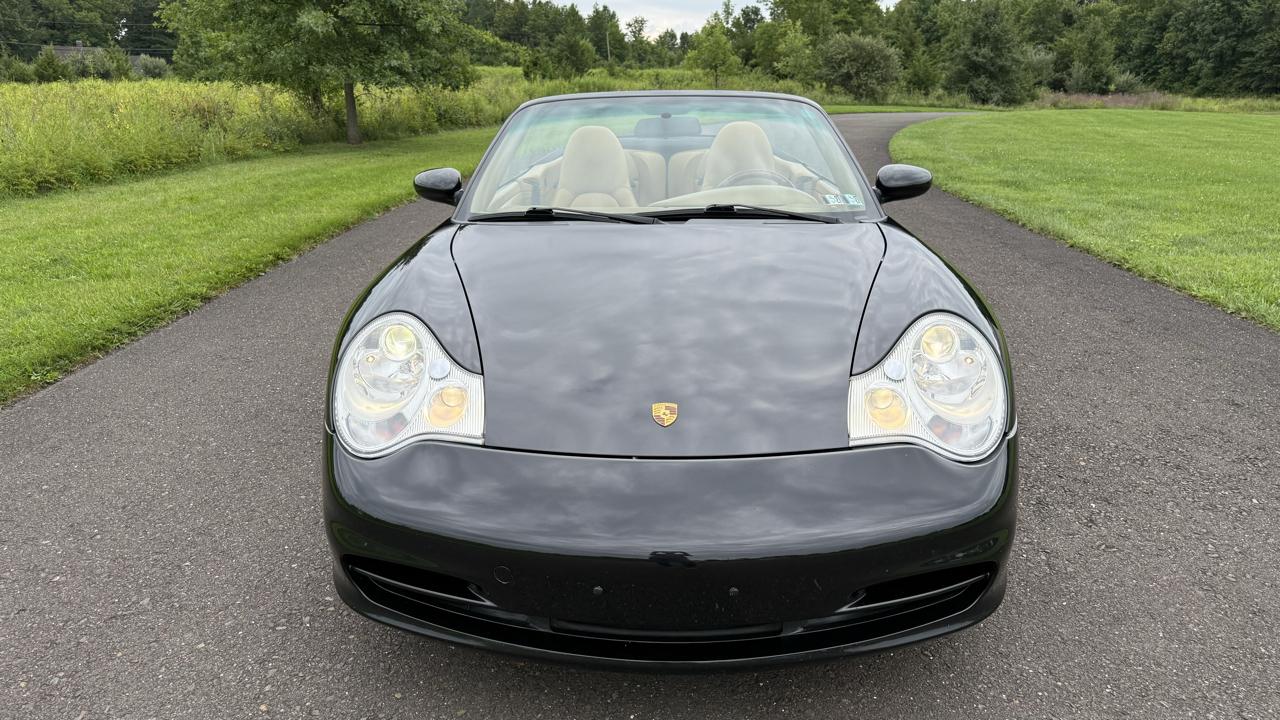 Porsche 911 Carrera 2dr Carrera Cabriolet Tiptronic 2003