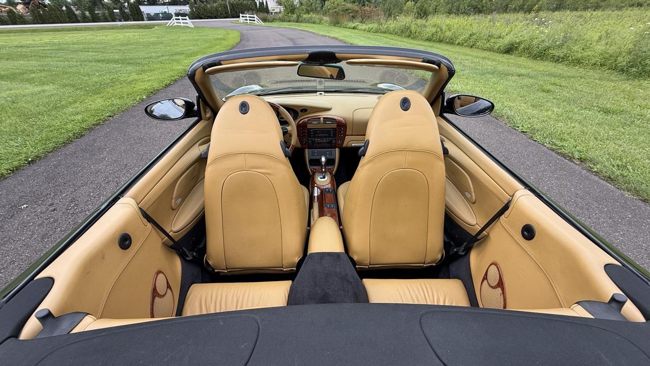 Porsche 911 Carrera 2dr Carrera Cabriolet Tiptronic 2003