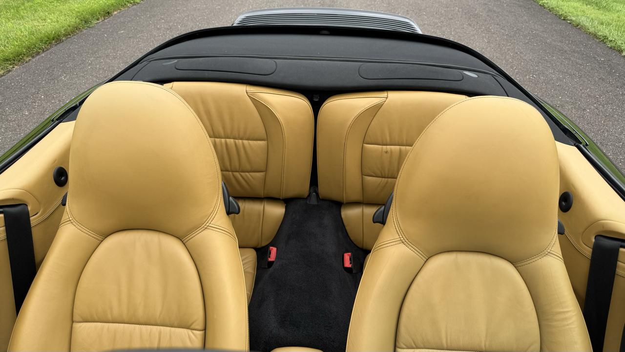 Porsche 911 Carrera 2dr Carrera Cabriolet Tiptronic 2003