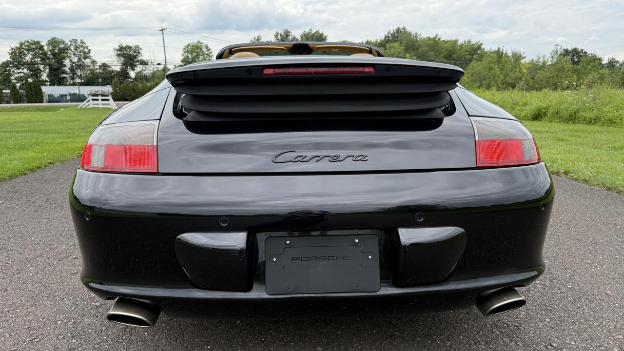 Porsche 911 Carrera 2dr Carrera Cabriolet Tiptronic 2003