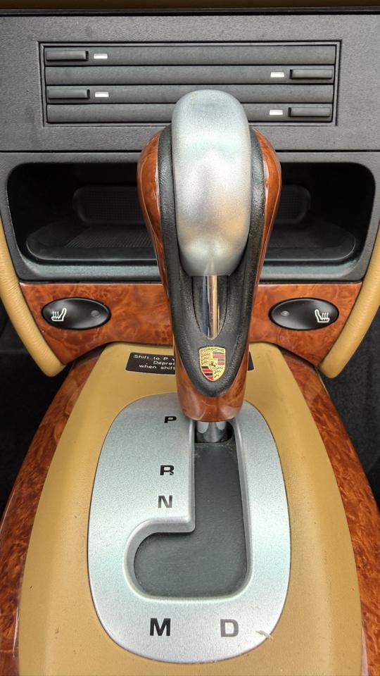 Porsche 911 Carrera 2dr Carrera Cabriolet Tiptronic 2003