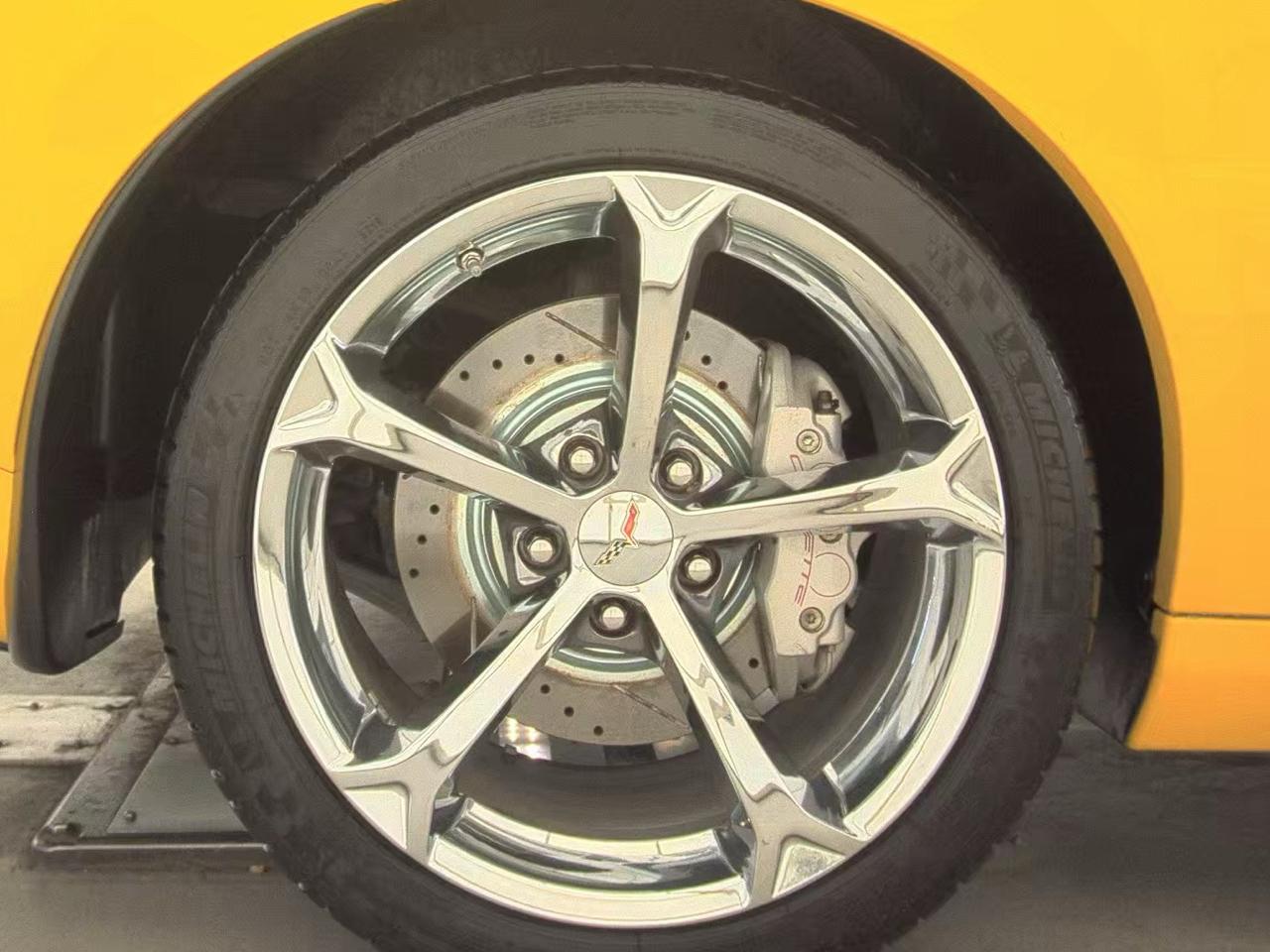 Chevrolet Corvette 2dr Cpe Z16 Grand Sport w/3LT 2010