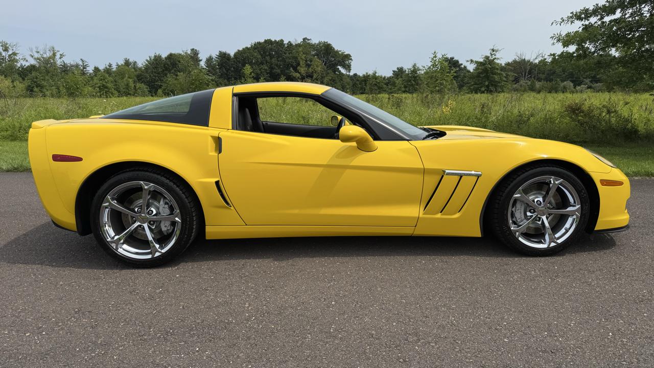 Chevrolet Corvette 2dr Cpe Z16 Grand Sport w/3LT 2010