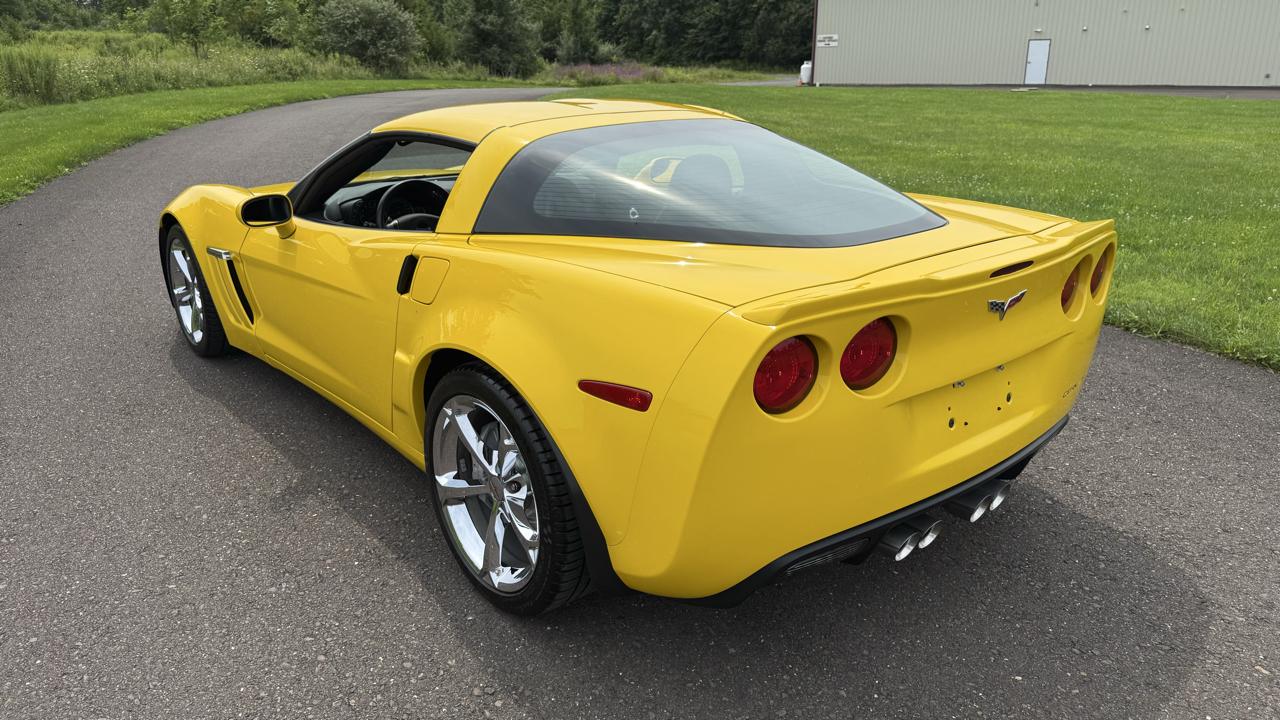 Chevrolet Corvette 2dr Cpe Z16 Grand Sport w/3LT 2010