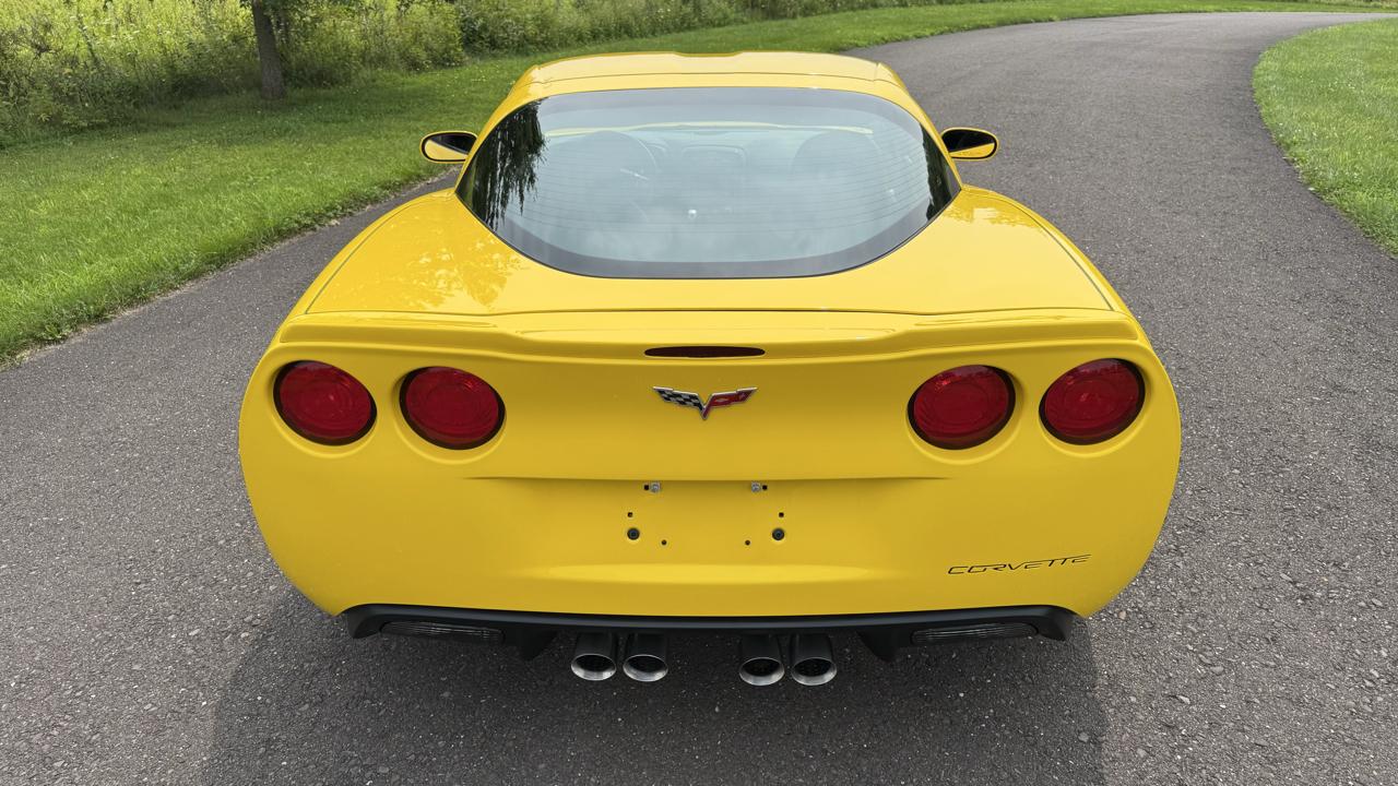 Chevrolet Corvette 2dr Cpe Z16 Grand Sport w/3LT 2010