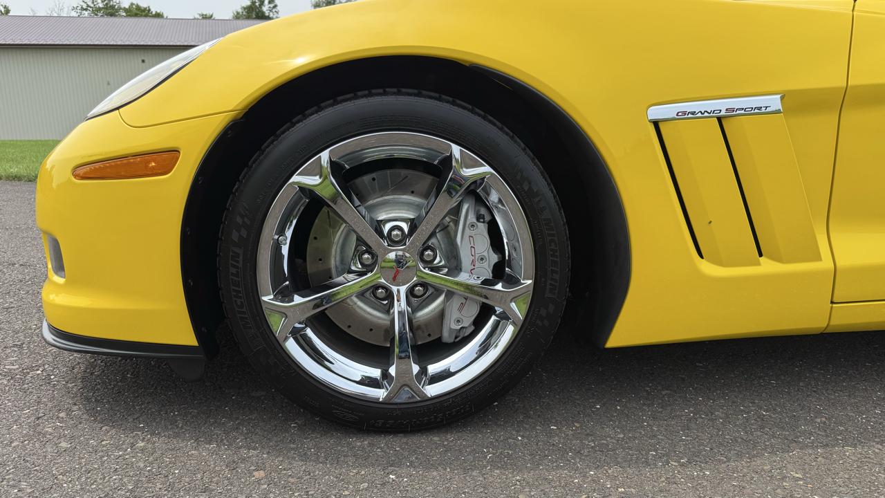 Chevrolet Corvette 2dr Cpe Z16 Grand Sport w/3LT 2010