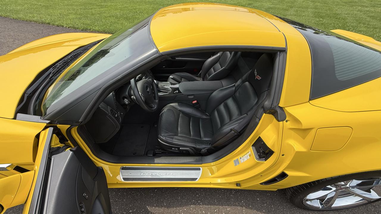 Chevrolet Corvette 2dr Cpe Z16 Grand Sport w/3LT 2010