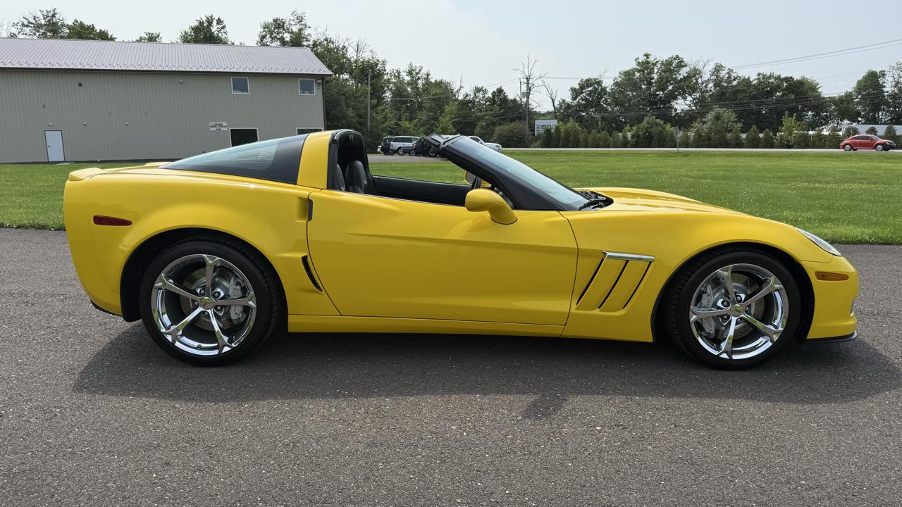 Chevrolet Corvette 2dr Cpe Z16 Grand Sport w/3LT 2010