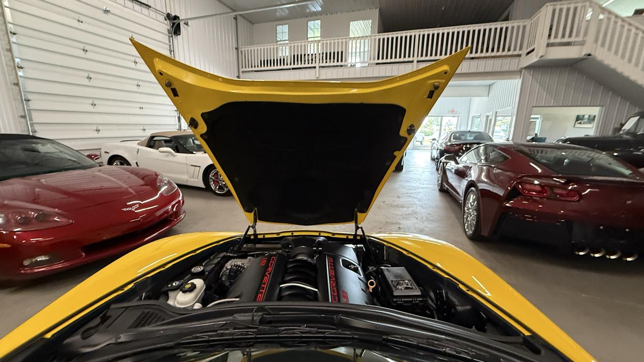 Chevrolet Corvette 2dr Cpe Z16 Grand Sport w/3LT 2010