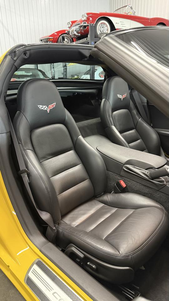 Chevrolet Corvette 2dr Cpe Z16 Grand Sport w/3LT 2010