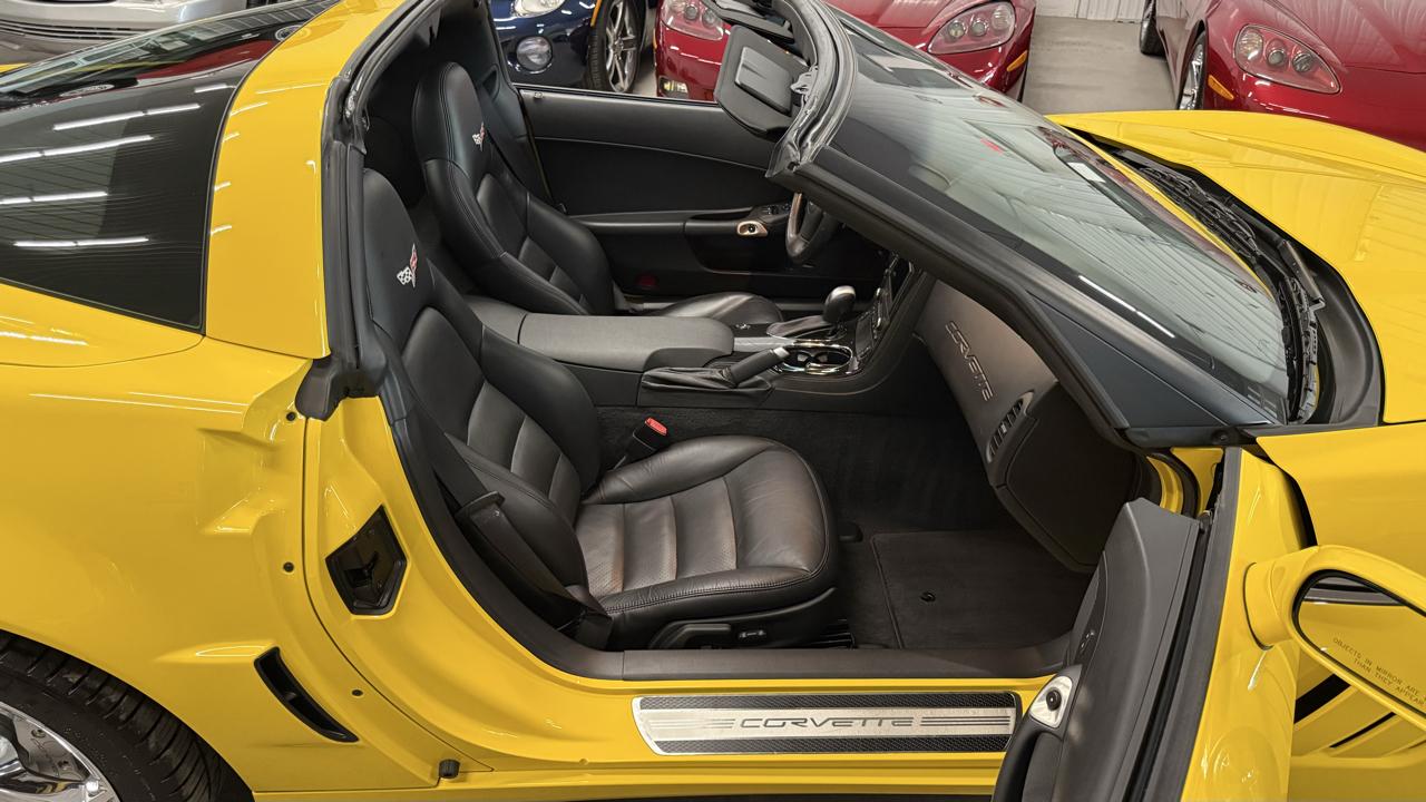 Chevrolet Corvette 2dr Cpe Z16 Grand Sport w/3LT 2010