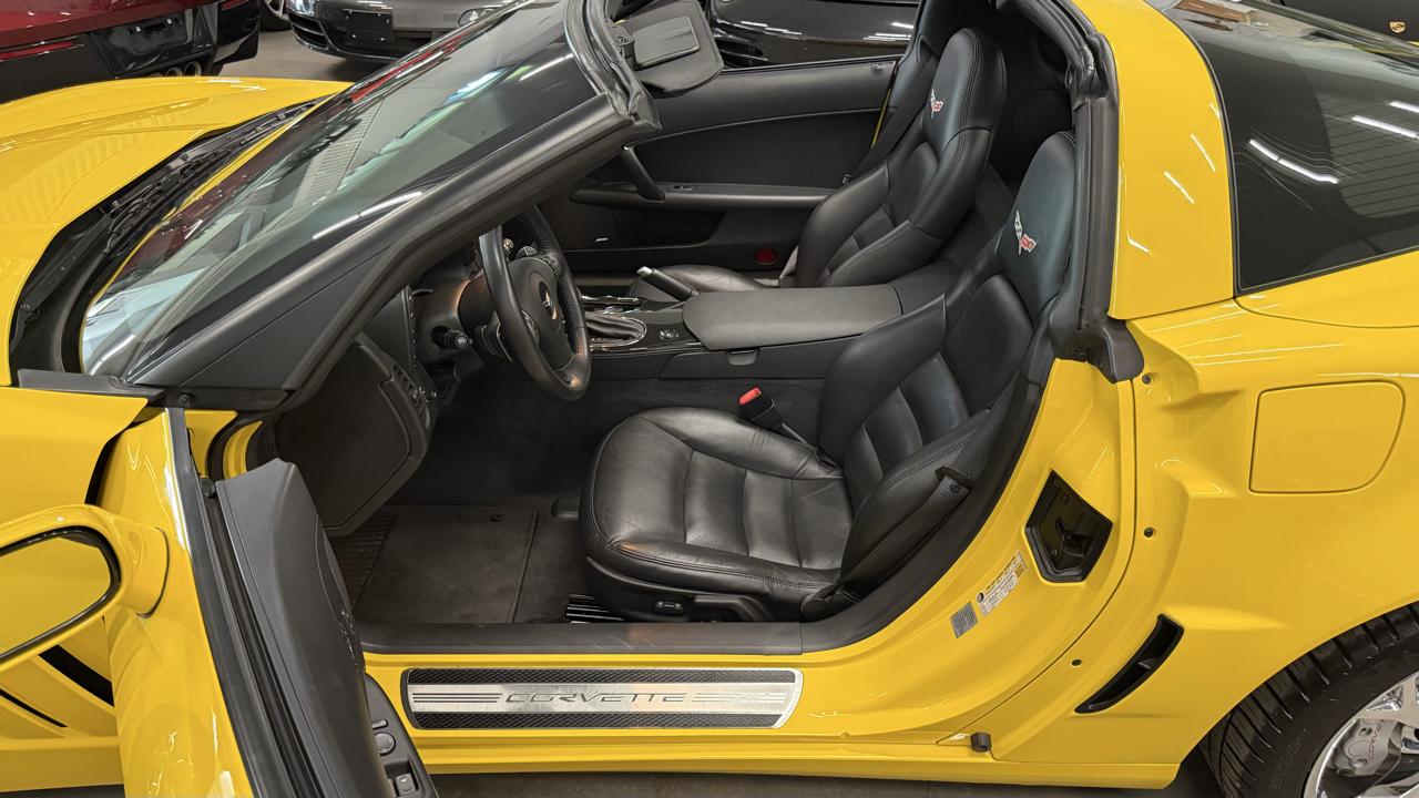 Chevrolet Corvette 2dr Cpe Z16 Grand Sport w/3LT 2010