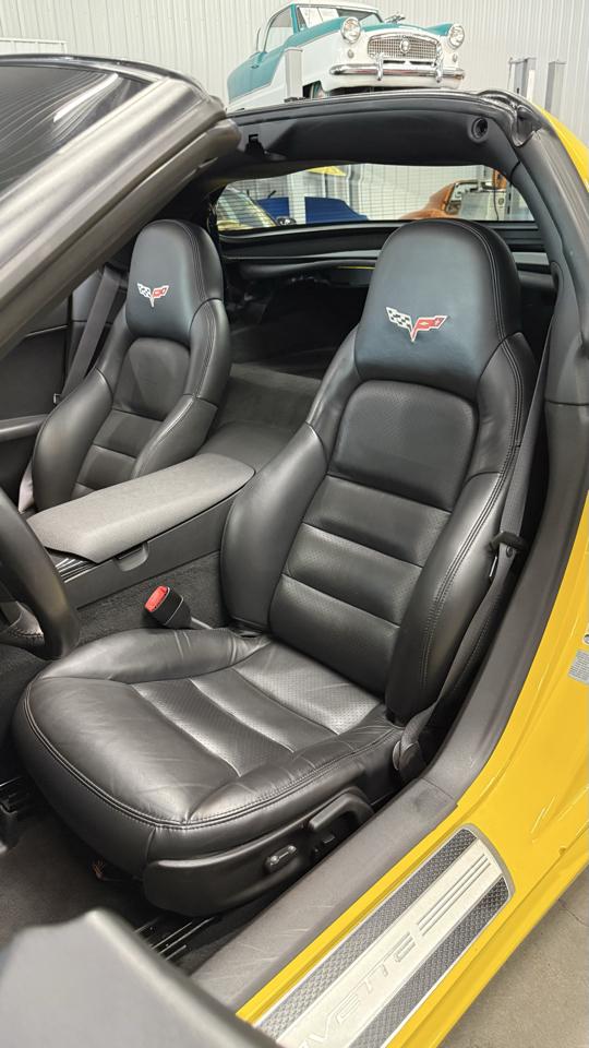 Chevrolet Corvette 2dr Cpe Z16 Grand Sport w/3LT 2010