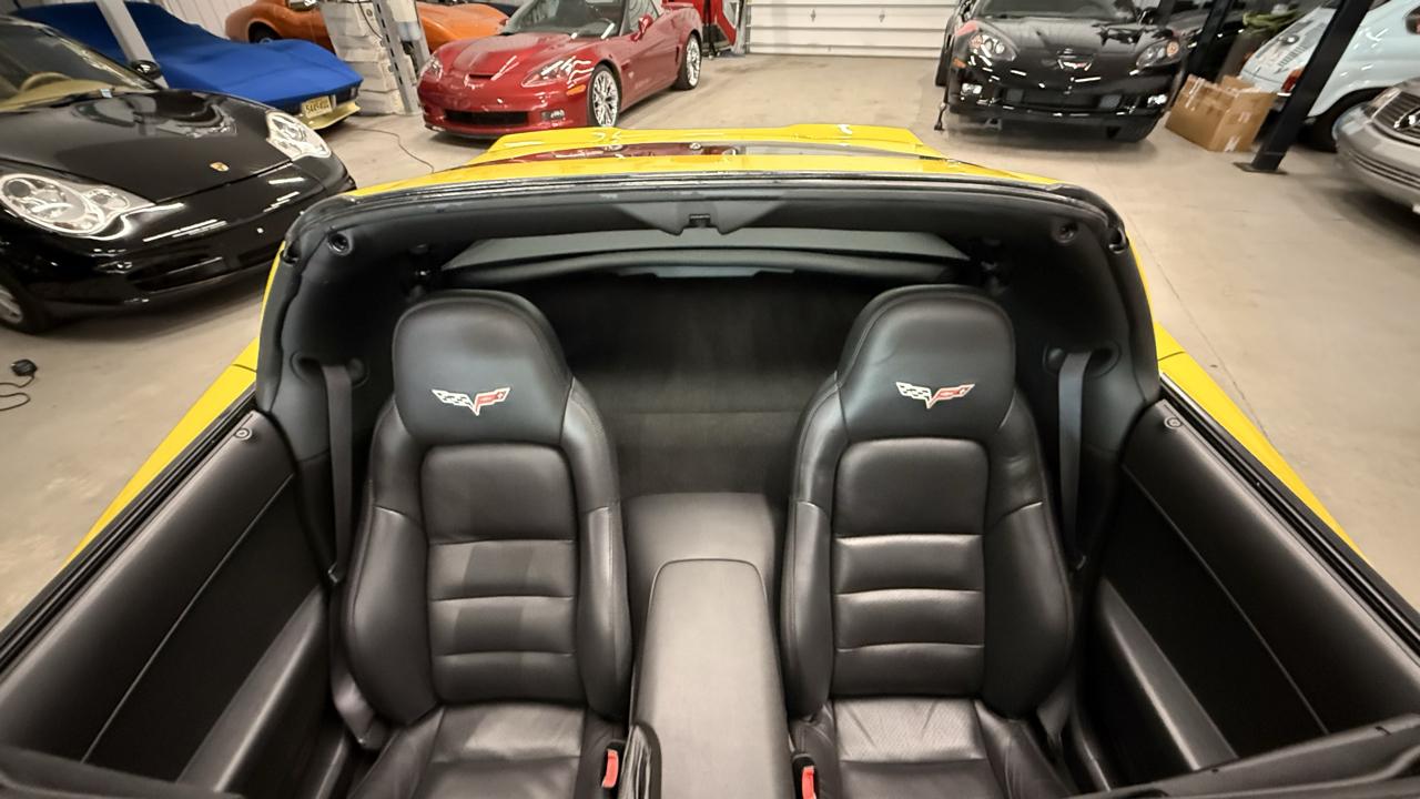 Chevrolet Corvette 2dr Cpe Z16 Grand Sport w/3LT 2010