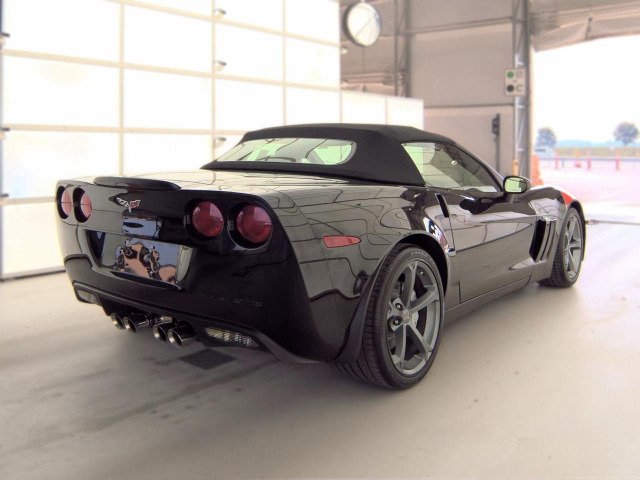 Chevrolet Corvette 2dr Conv Z16 Grand Sport w/3LT 2010