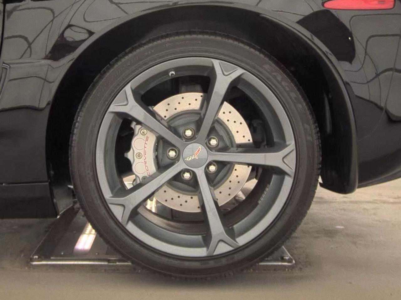 Chevrolet Corvette 2dr Conv Z16 Grand Sport w/3LT 2010