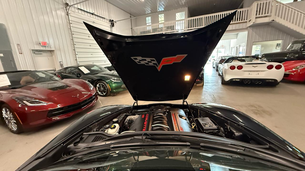 Chevrolet Corvette 2dr Conv Z16 Grand Sport w/3LT 2010