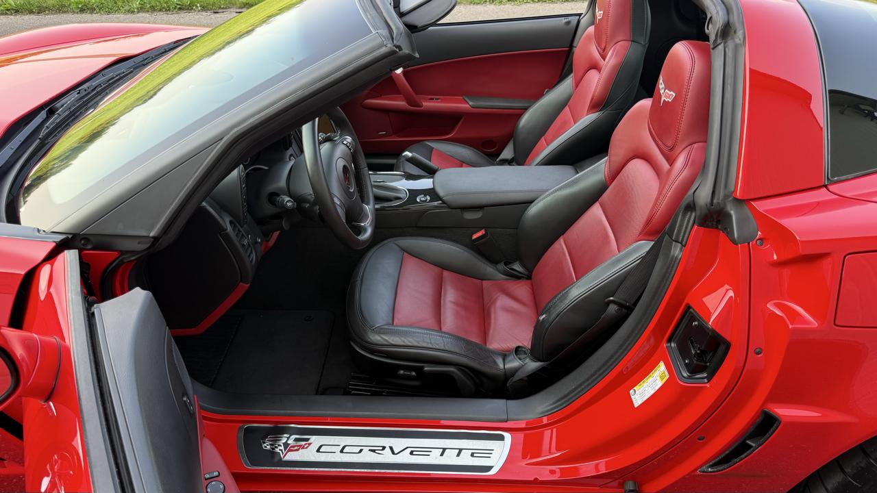 Chevrolet Corvette 2dr Cpe Grand Sport w/2LT 2013