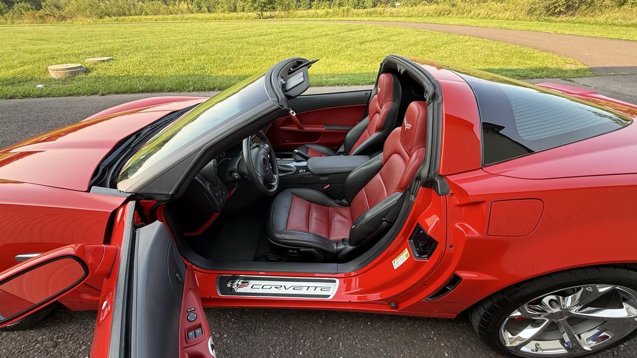 Chevrolet Corvette 2dr Cpe Grand Sport w/2LT 2013