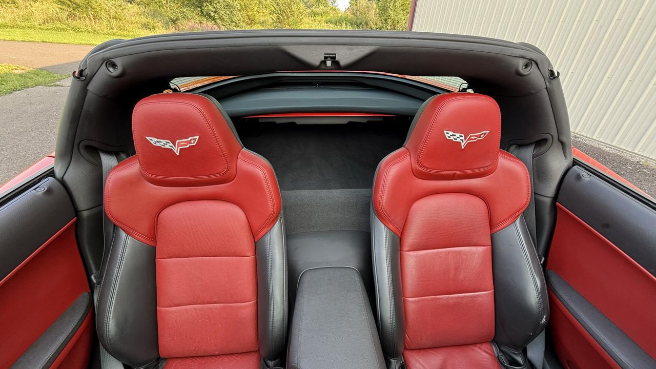 Chevrolet Corvette 2dr Cpe Grand Sport w/2LT 2013