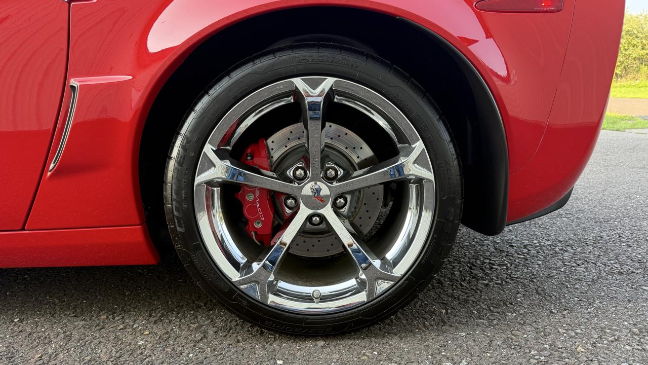 Chevrolet Corvette 2dr Cpe Grand Sport w/2LT 2013