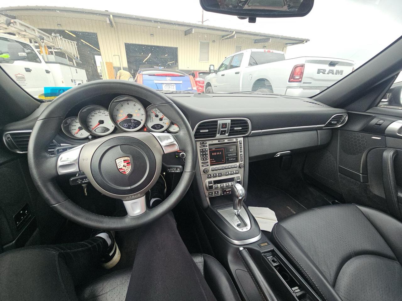 Porsche 911 2dr Cabriolet Carrera 4S 2008