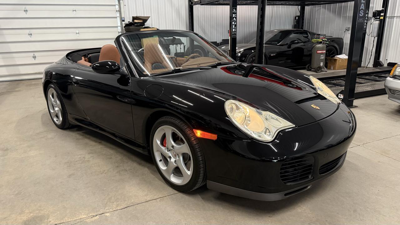 Porsche 911 2dr Cabriolet Carrera 4S 2004