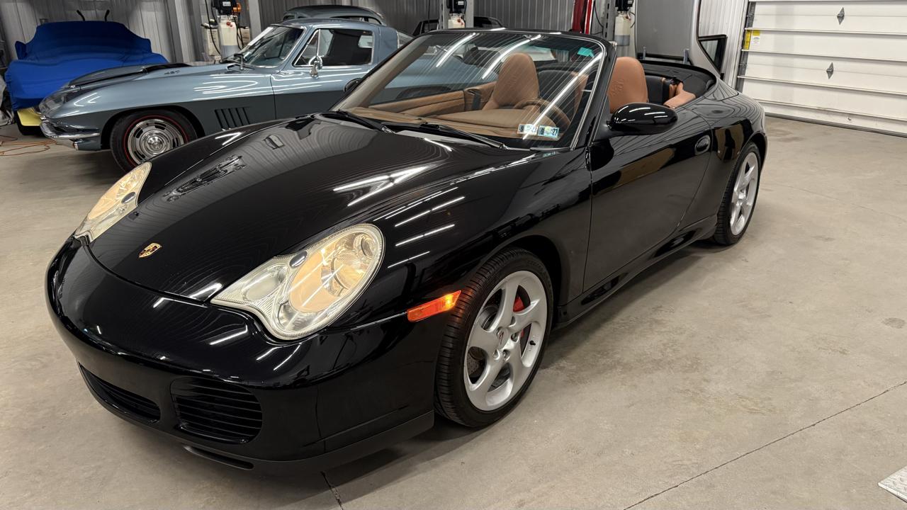Porsche 911 2dr Cabriolet Carrera 4S 2004