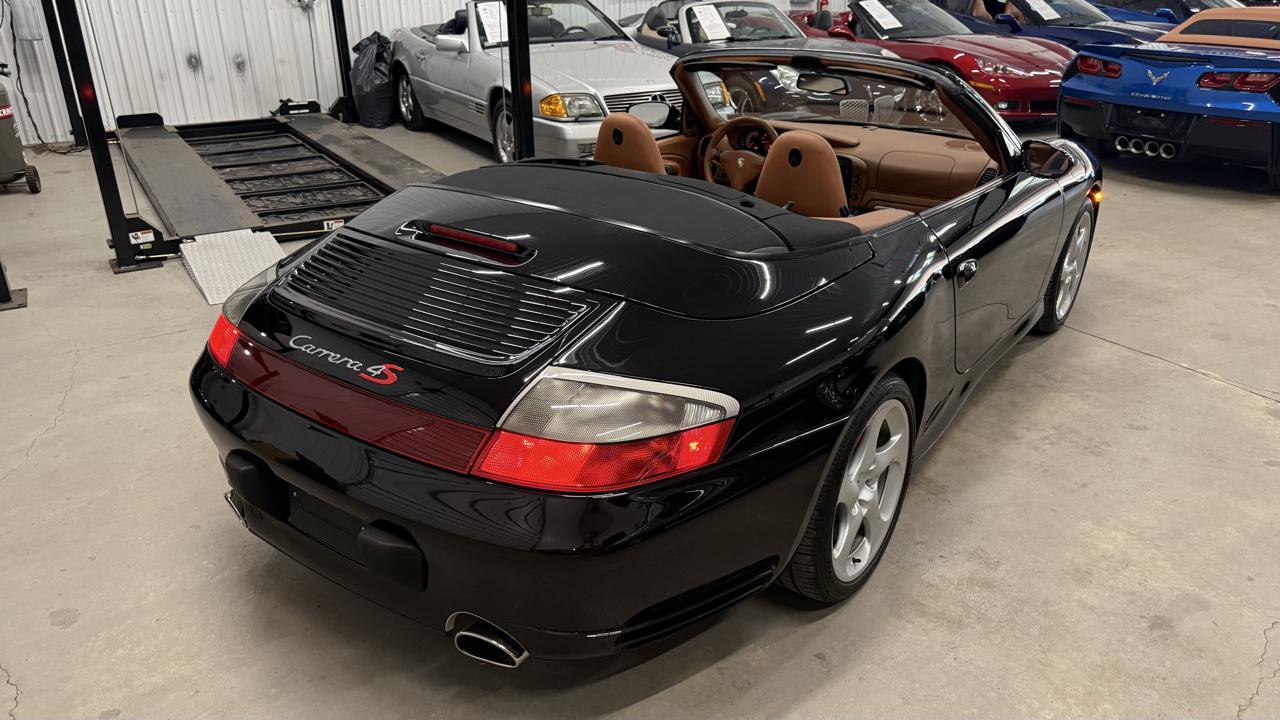 Porsche 911 2dr Cabriolet Carrera 4S 2004