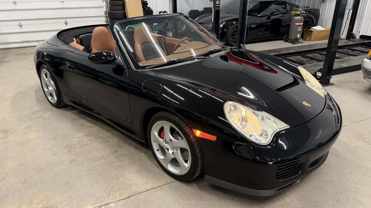 Porsche 911 2dr Cabriolet Carrera 4S 2004